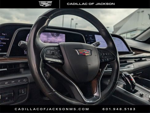 Used 2023 Cadillac Escalade ESV Sport Platinum image 10