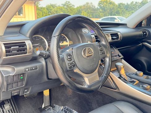 Used 2014 Lexus IS 250 AWD w/ Premium Package image 17