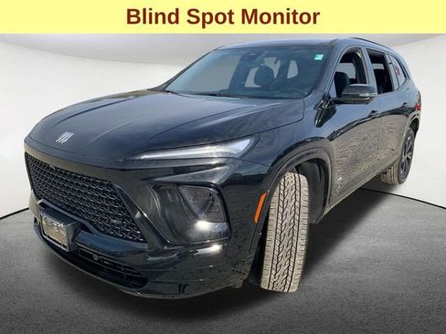 Used 2025 Buick Enclave Sport Touring image 5