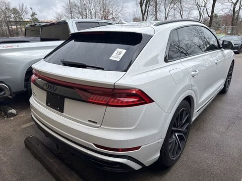Used 2021 Audi Q8 Prestige w/ Prestige Package image 3