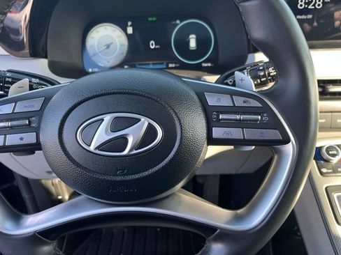 Used 2023 Hyundai Palisade SEL w/ Premium Package AWD/4WD image 18
