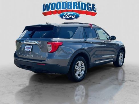 Certified 2022 Ford Explorer XLT w/ Class IV Trailer Tow Package image 5