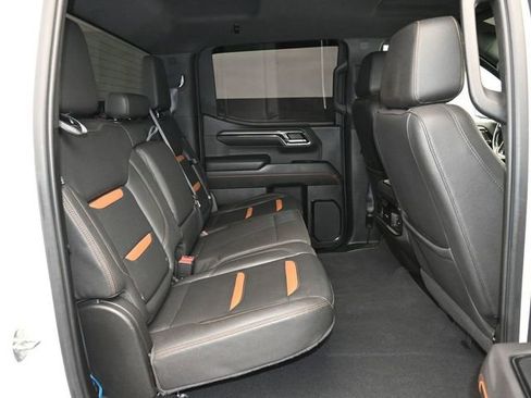 Used 2022 GMC Sierra 1500 AT4 image 47