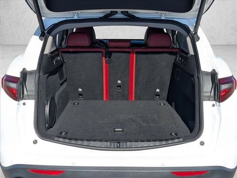 Used 2019 Alfa Romeo Stelvio Ti image 6
