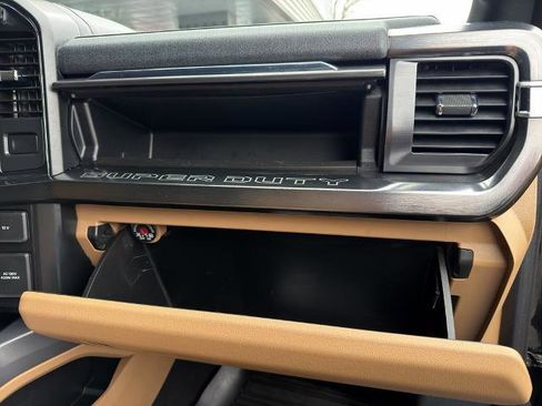 Certified 2024 Ford F250 Lariat w/ Lariat Ultimate Package image 12