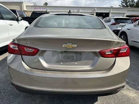 Used 2022 Chevrolet Malibu LS FWD image 12