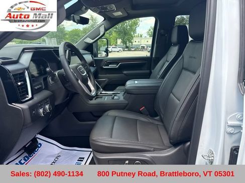 Certified 2026 GMC Sierra 3500 Denali w/ Denali Reserve Package AWD/4WD image 11