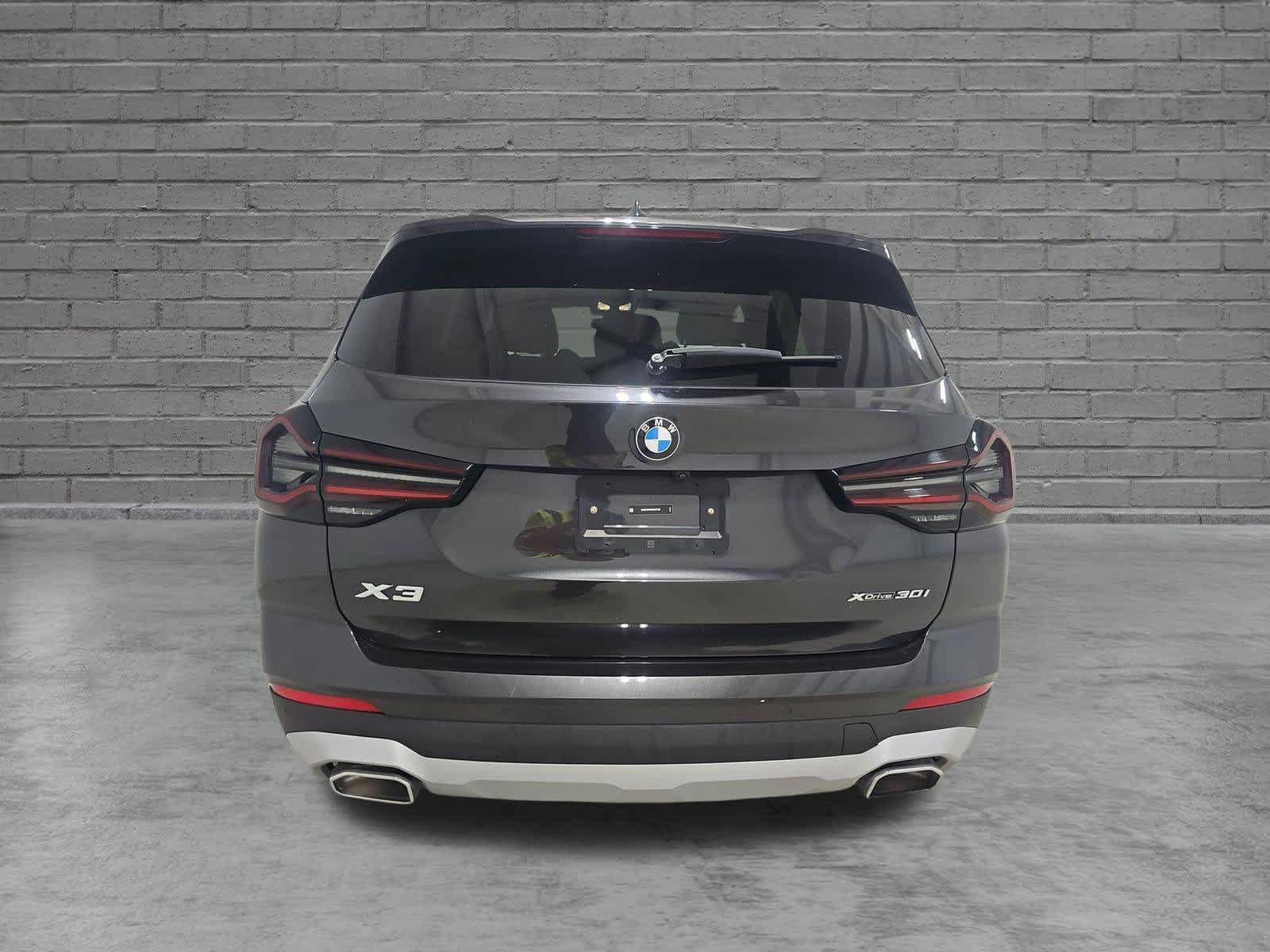 Used 2023 BMW X3 xDrive30i w/ Premium Package w/ZPA AWD/4WD image 6