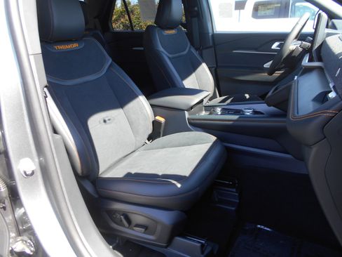New 2026 Ford Explorer Tremor w/ Tremor Ultimate Package AWD/4WD image 9