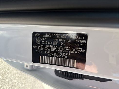 New 2026 Hyundai Elantra Blue image 32