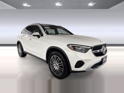 Certified 2026 Mercedes-Benz GLC 300 image 7