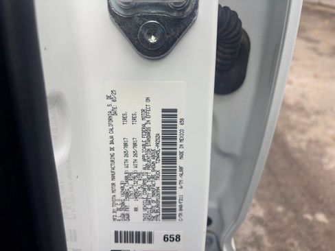 Used 2025 Toyota Tacoma TRD Off-Road image 29