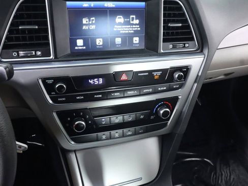 Used 2016 Hyundai Sonata Sport image 16