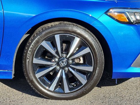 Certified 2022 Honda Civic EX image 8