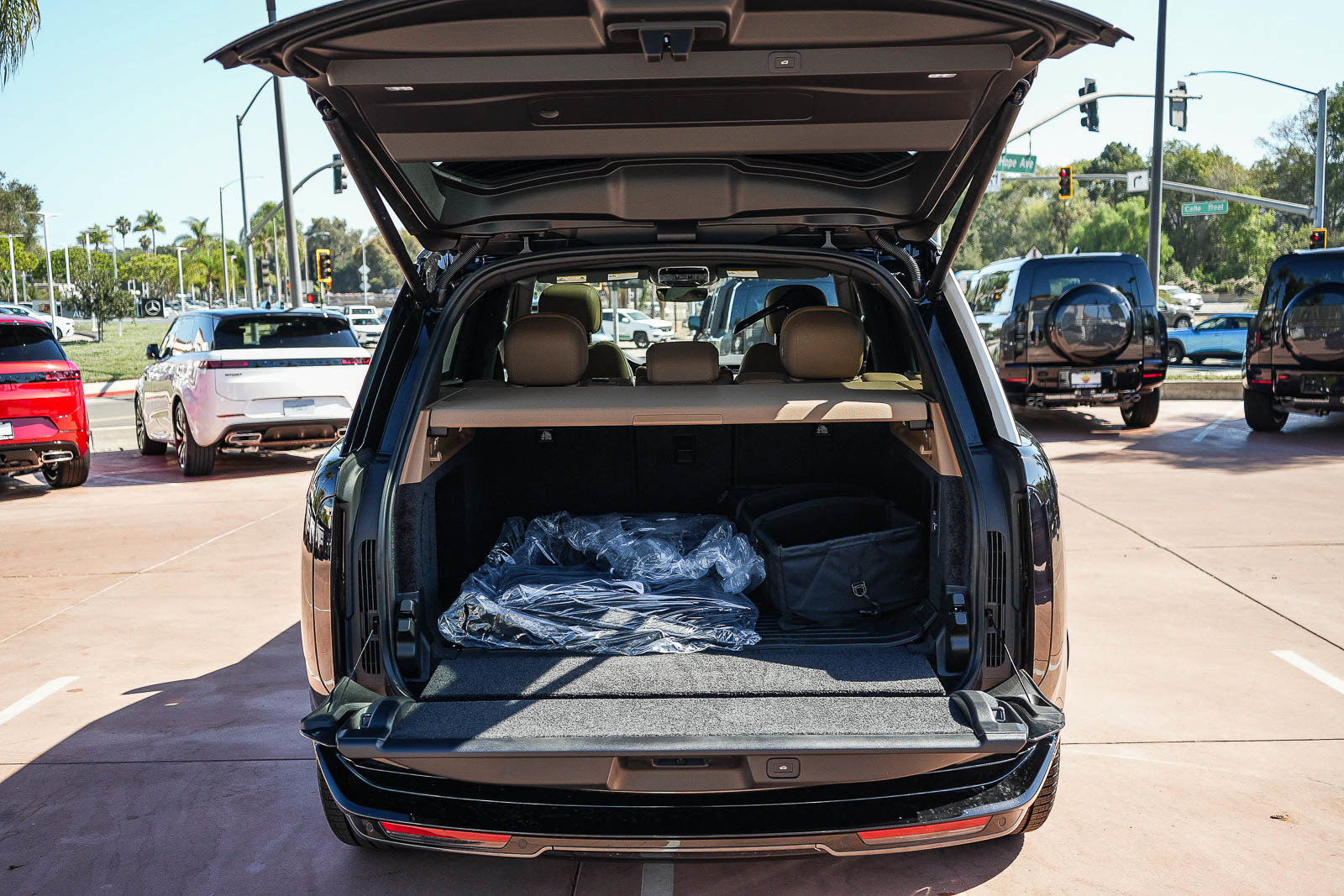 New 2026 Land Rover Range Rover SE AWD/4WD image 24