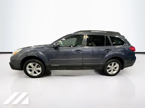 Used 2014 Subaru Outback 2.5i Limited w/ Moonroof Package AWD/4WD image 8