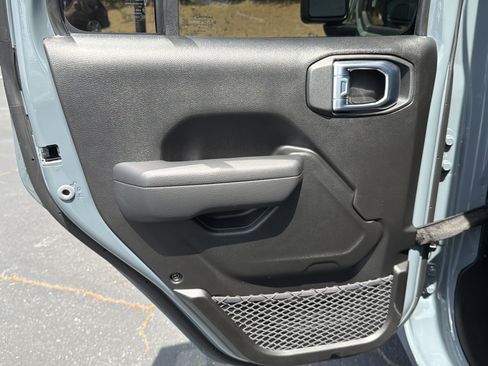 New 2026 Jeep Gladiator Sport AWD/4WD image 26