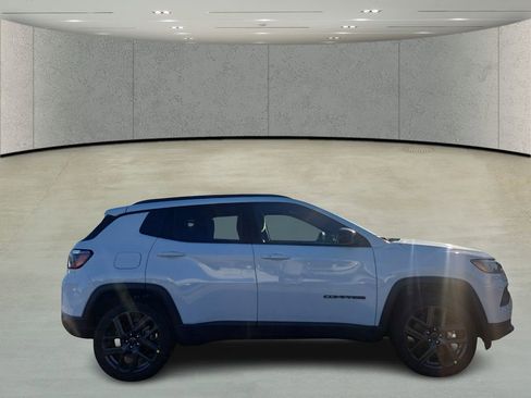 New 2026 Jeep Compass Latitude AWD/4WD image 4