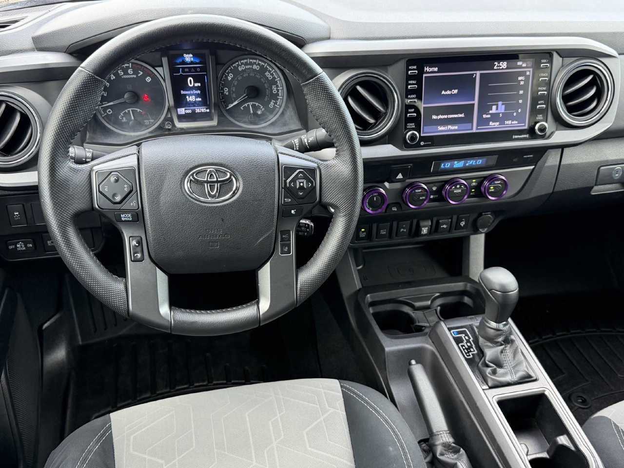 Used 2021 Toyota Tacoma TRD Off-Road w/ Technology Package AWD/4WD image 11