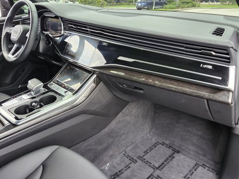 Used 2023 Audi Q7 3.0T Prestige w/ Prestige Package image 24