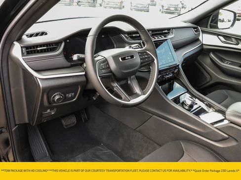 New 2025 Jeep Grand Cherokee Laredo X w/ Luxury Tech Group I image 4