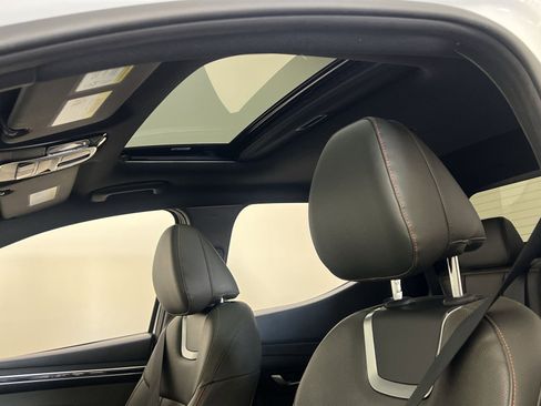 Used 2022 Hyundai Santa Cruz Limited image 22