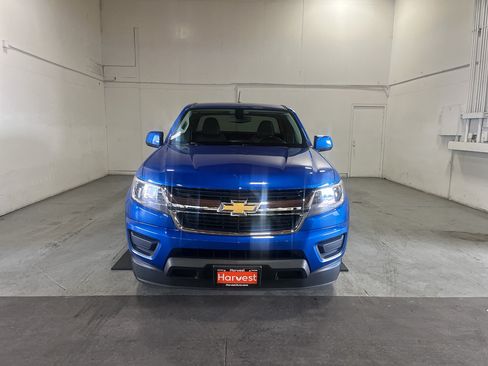 Used 2019 Chevrolet Colorado LT RWD image 2