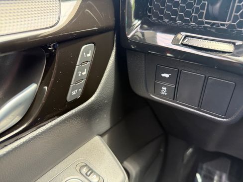 Used 2023 Honda CR-V EX-L image 26
