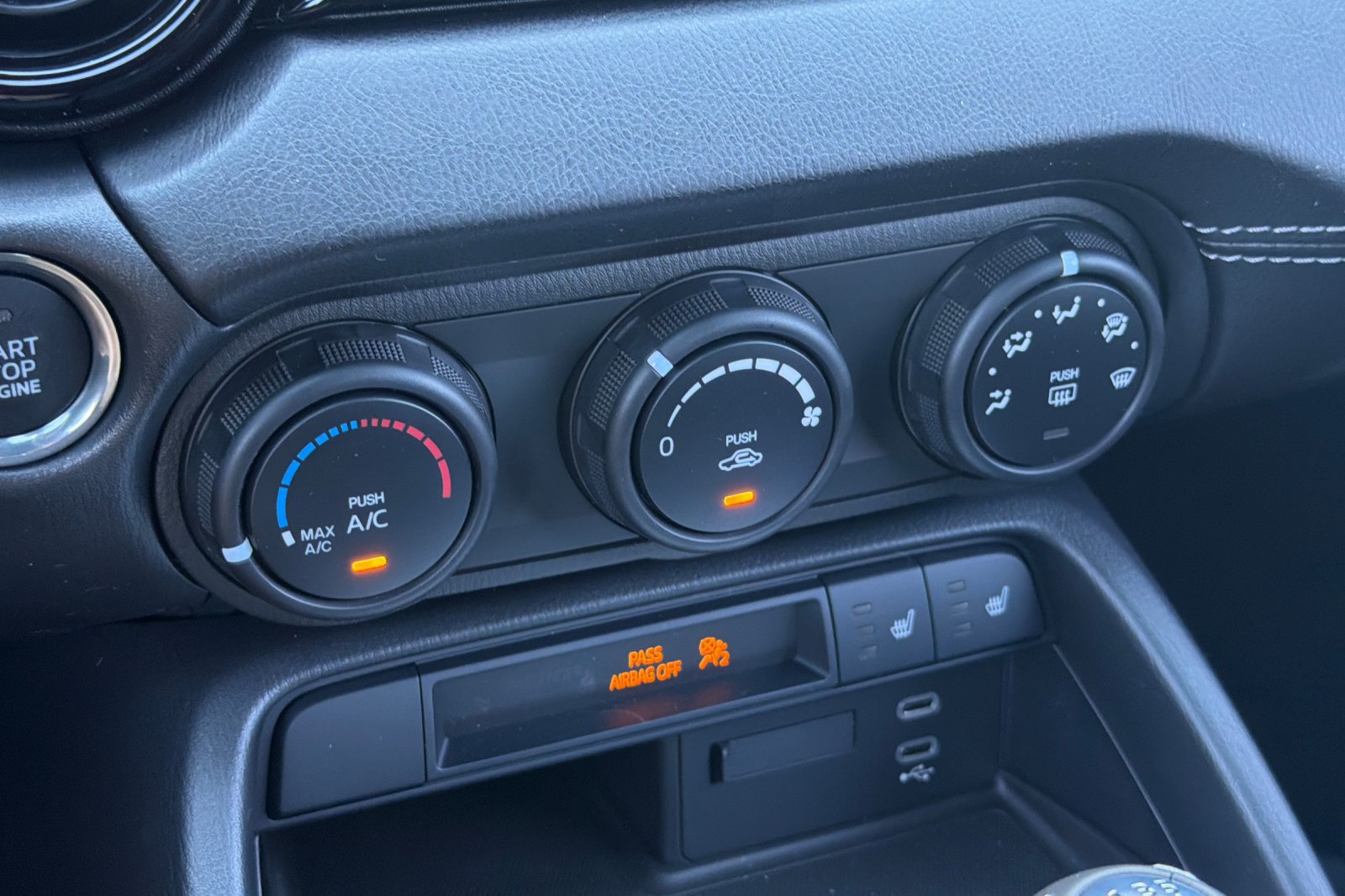 New 2026 MAZDA MX-5 Miata Club w/ Interior Package RWD image 21