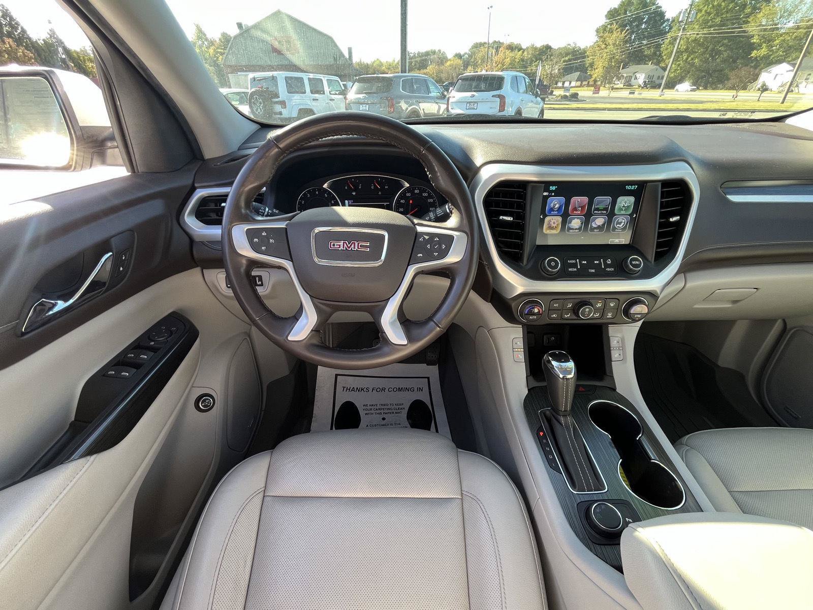 Used 2019 GMC Acadia SLT w/ LPO, Floor Liner Package FWD image 6
