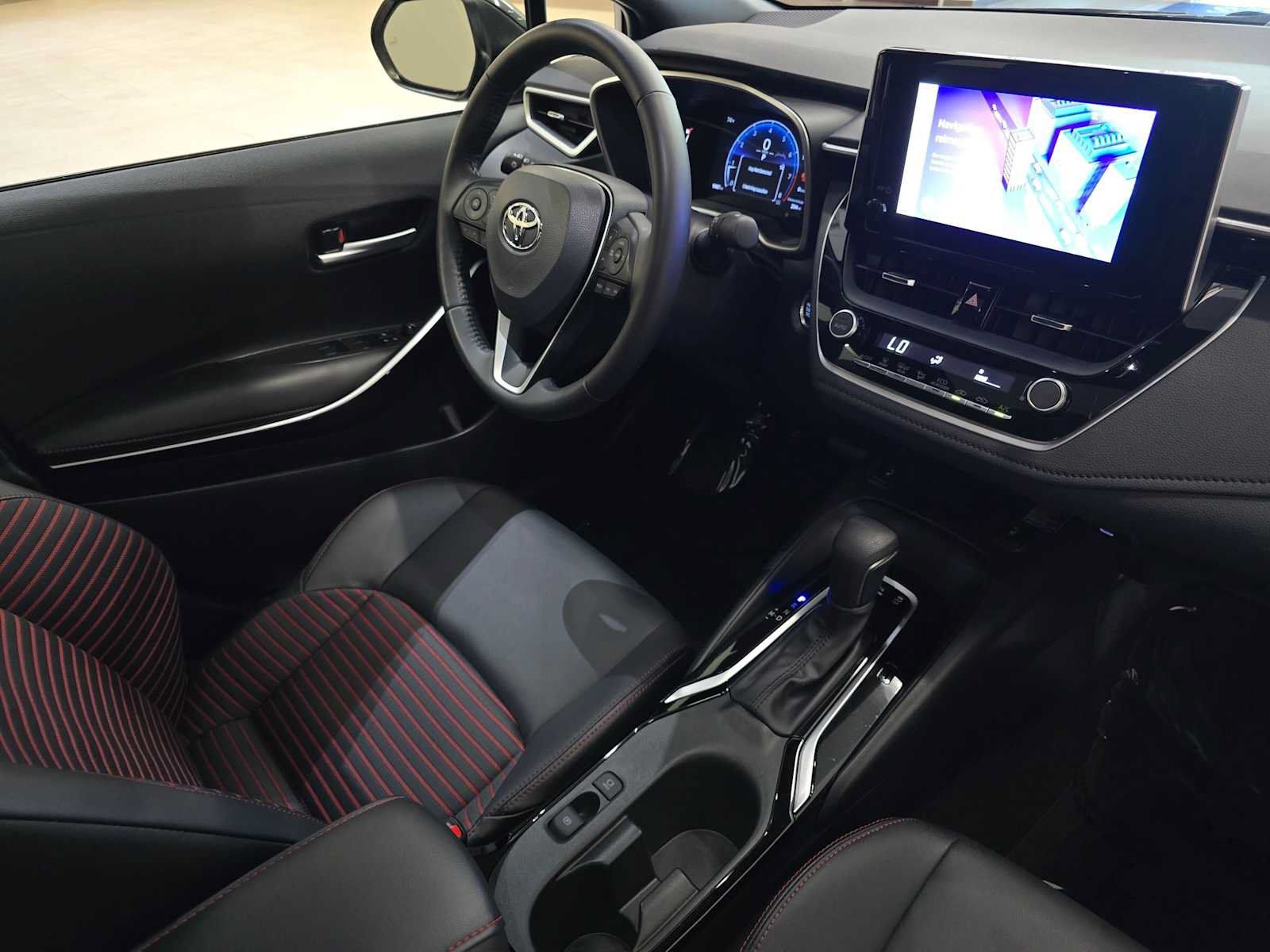 Certified 2024 Toyota Corolla XSE FWD image 30
