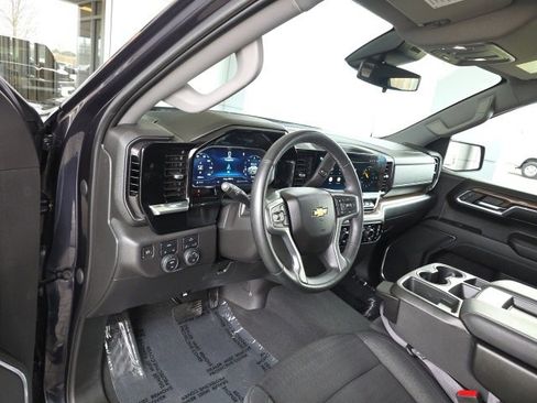 Used 2023 Chevrolet Silverado 1500 LT image 19