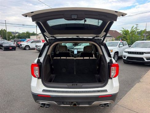 Used 2020 Ford Explorer Platinum w/ Premium Technology Package AWD/4WD image 4