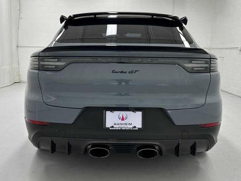 Used 2022 Porsche Cayenne Turbo GT image 7