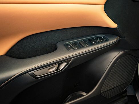 Certified 2025 Lexus RX 350 w/ Convenience Package image 23