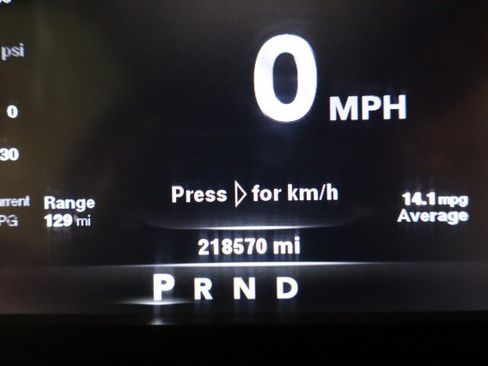Used 2014 RAM 2500 Laramie w/ Convenience Group AWD/4WD image 40