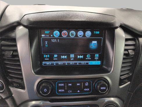 Used 2019 Chevrolet Suburban Premier AWD/4WD image 7