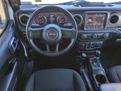Used 2019 Jeep Wrangler Unlimited Sport S image 16