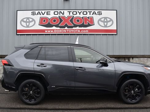 Certified 2023 Toyota RAV4 XSE AWD/4WD image 8