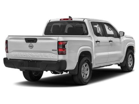 Used 2022 Nissan Frontier S w/ Technology Package AWD/4WD image 5