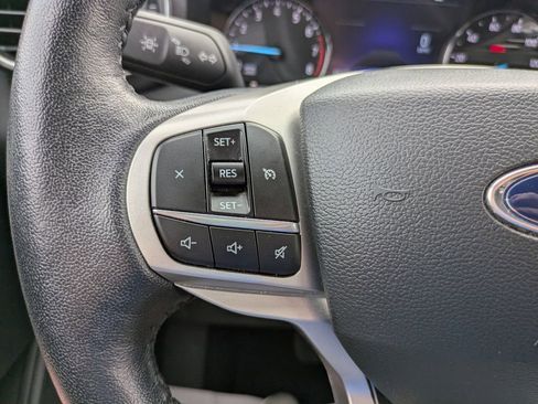 Used 2023 Ford Explorer XLT w/ Equipment Group 202A image 17