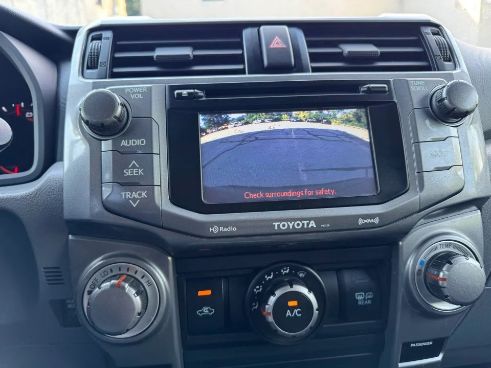 Used 2013 Toyota 4Runner Trail AWD/4WD image 29