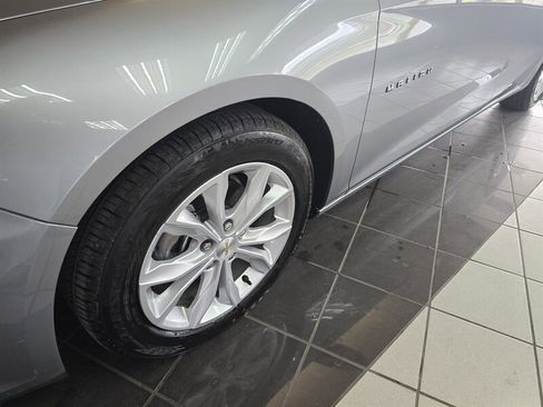 Used 2025 Chevrolet Malibu LT image 25