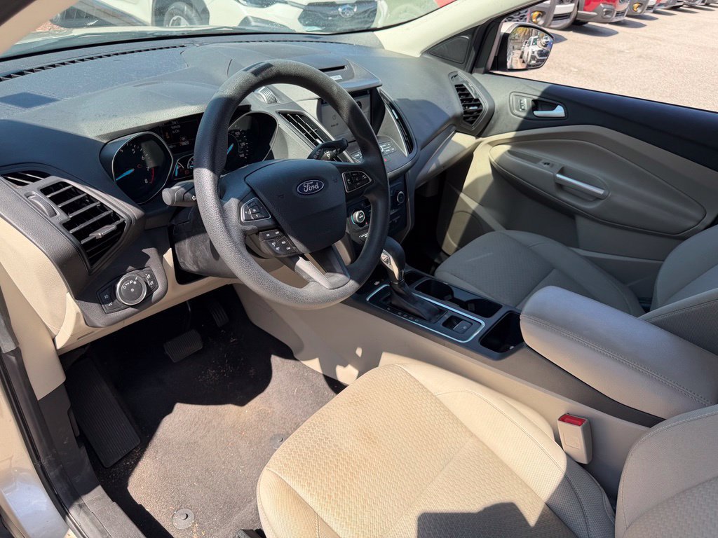 Used 2018 Ford Escape SE w/ SE Sync 3 Package FWD image 21