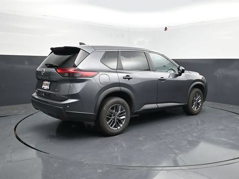 Used 2024 Nissan Rogue S AWD/4WD image 8