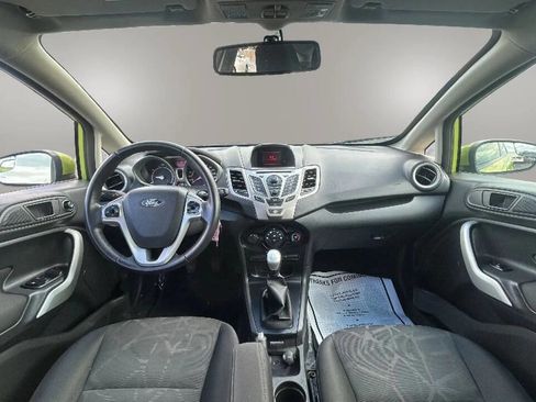 Used 2012 Ford Fiesta SES FWD image 11