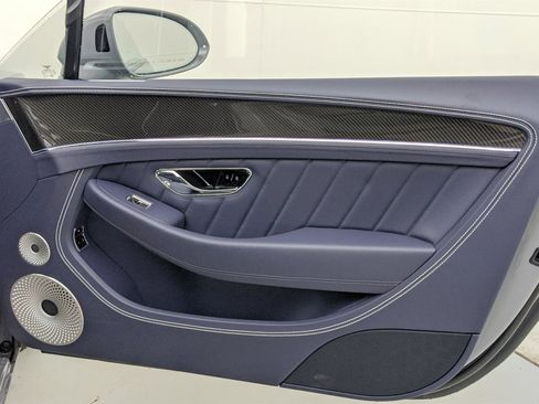 Used 2024 Bentley Continental GT V8 image 24