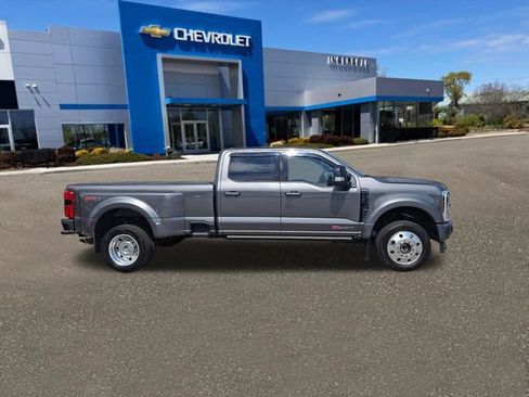Used 2026 Ford F450 Platinum w/ FX4 Off-Road Package AWD/4WD image 27
