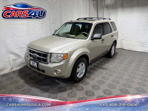 Used 2010 Ford Escape XLT image 1