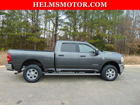 Used 2023 RAM 2500 Big Horn w/ Level B Equipment Group image 20